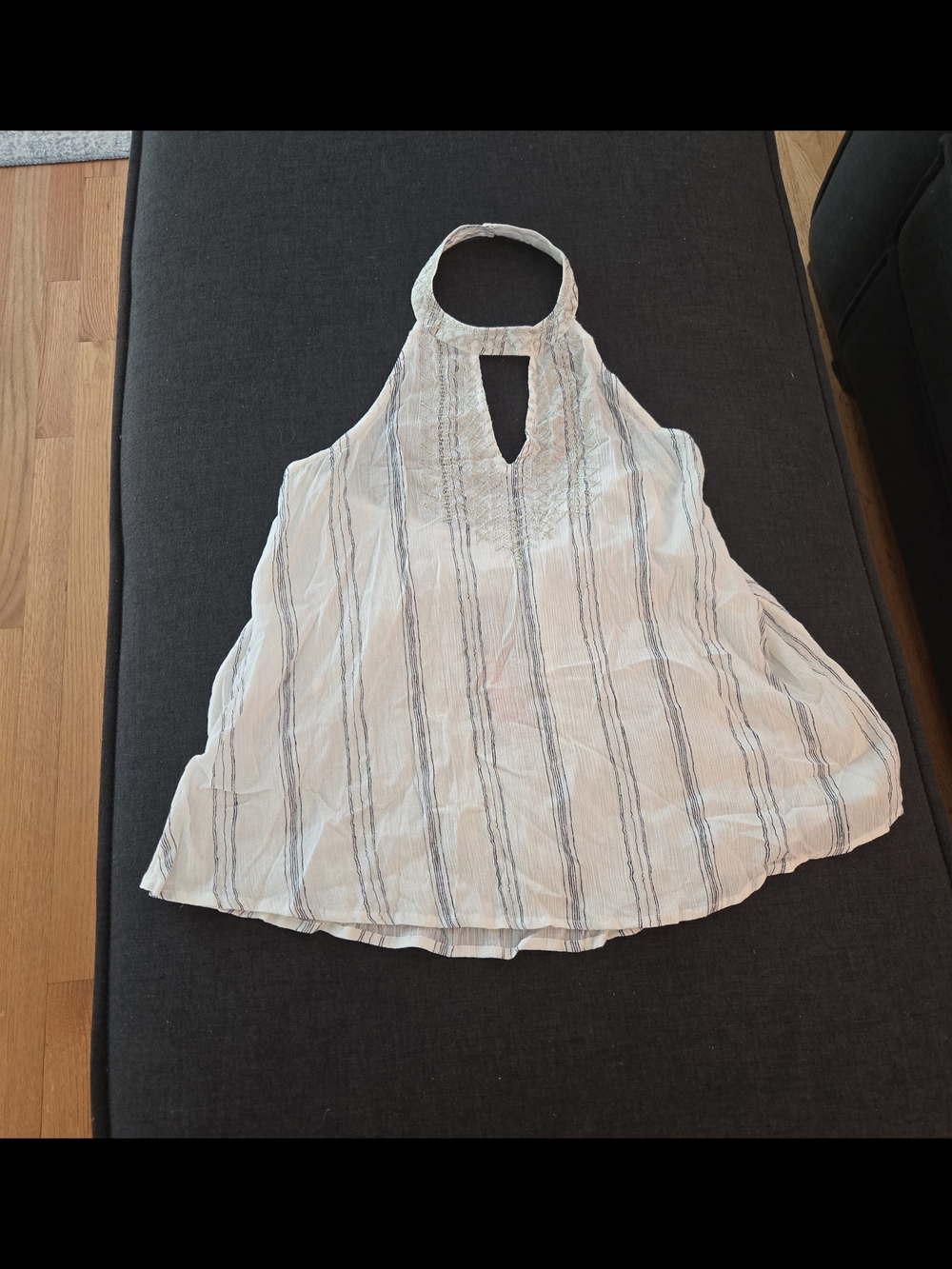 Sleeveless O'Neill Women's Halter Top NWT M - Picture 3 of 8
